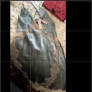 XS Victoria secrets lingerie